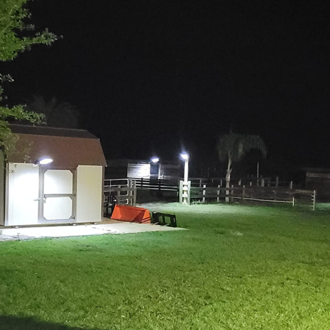 LAMPARAS DE EXTERIOR CON CARGA SOLAR - 400 W - 700 W - 1000W - 1500W