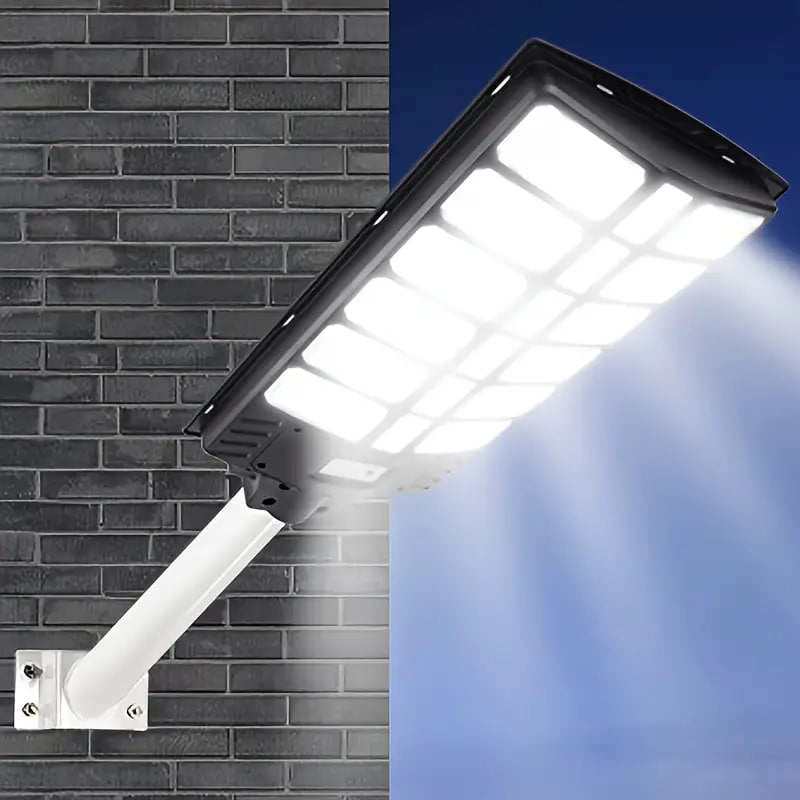 LAMPARAS DE EXTERIOR CON CARGA SOLAR - 400 W - 700 W - 1000W - 1500W